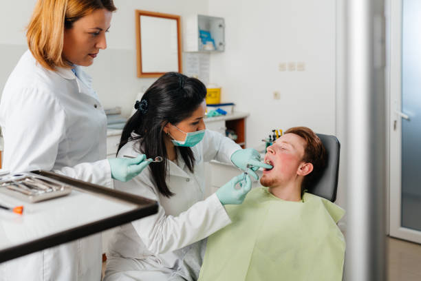 Best Dentist for Tooth Abscess  in Elberta, AL